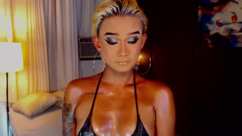 Snapshot of lustfulltrans chatting on 06-26-26, 03:05 AdriannaFowks online show from 06-26-26, 03:05