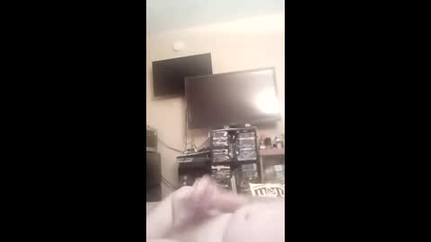 Snapshot of luv2cum4u612 chatting on 01-13-26, 09:36 luv2cum4u612 online show from 01-13-26, 09:36