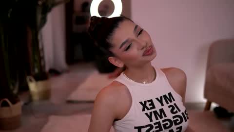 Caprice online show from 03-18-26, 11:08