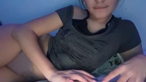 Snapshot of luvie8888 chatting on 01-17-26, 06:07 Luviee online show from 01-17-26, 06:07