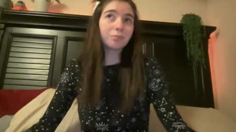 luvrxstarx online show from 12-05-25, 12:08