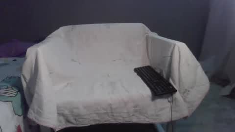 Bee Bee online show from 03-30-26, 01:50