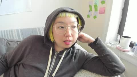 LuxGray online show from 03-30-26, 08:32