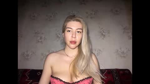 LuxSonyaStar online show from 05-16-26, 07:34