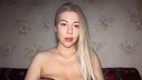 LuxSonyaStar online show from 06-23-26, 09:02