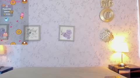 Lyan online show from 07-15-26, 07:19