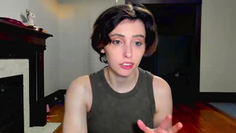 LylacDoll online show from 12-16-24, 10:34