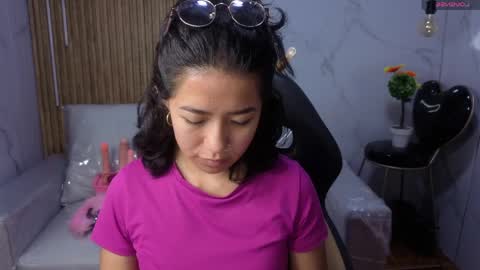 lynn_turner_ online show from 04-06-26, 12:28