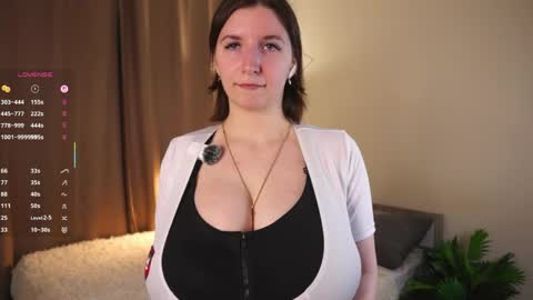 Lola online show from 03-25-26, 04:57