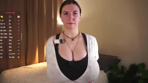 Lola online show from 04-02-26, 06:27