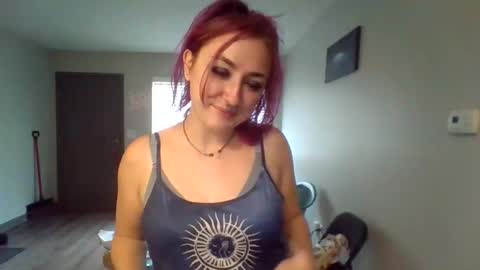 Lynn  online show from 04-13-26, 04:45