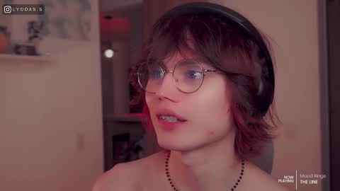 Lyodass online show from 03-26-26, 01:22