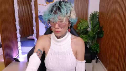 lyra_tay online show from 05-26-26, 07:10