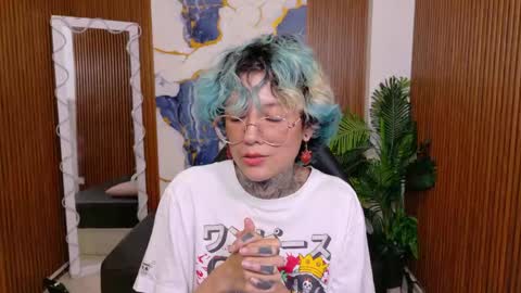 lyra_tay online show from 05-27-26, 01:57
