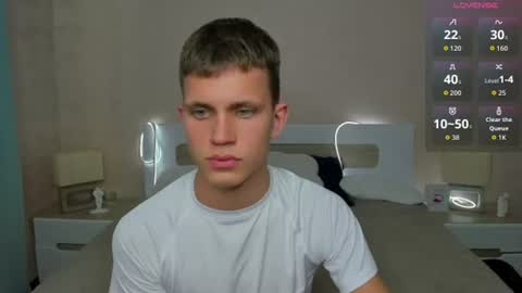m0neyken_ online show from 07-13-26, 07:11