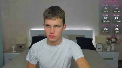 m0neyken_ online show from 07-24-26, 02:42