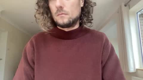 Snapshot of m9734 chatting on 02-16-26, 01:40 m9734 online show from 02-16-26, 01:40