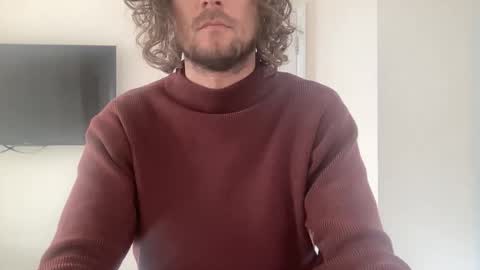 Snapshot of m9734 chatting on 02-17-26, 12:34 m9734 online show from 02-17-26, 12:34