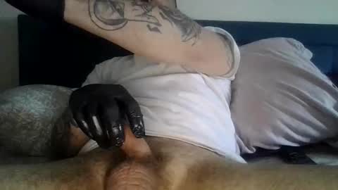 Snapshot of m_80 chatting on 04-27-26, 12:47 m 80 online show from 04-27-26, 12:47
