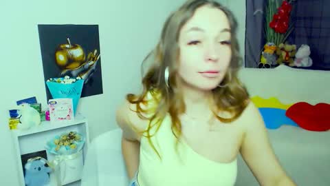 Vikki online show from 03-28-26, 01:00