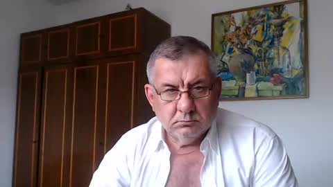 Snapshot of machomale3 chatting on 07-04-26, 02:56 Macho online show from 07-04-26, 02:56
