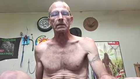 mackdog1369 online show from 05-05-26, 01:19