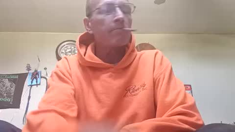 mackdog1369 online show from 05-07-26, 07:41