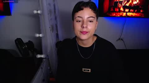 Snapshot of mackenziecameron chatting on 01-23-25, 08:13 MACKENZIE CAMERON online show from 01-23-25, 08:13