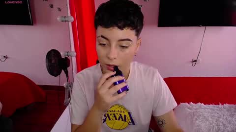 Snapshot of mackenziecameron chatting on 02-06-25, 06:56 MACKENZIE CAMERON online show from 02-06-25, 06:56