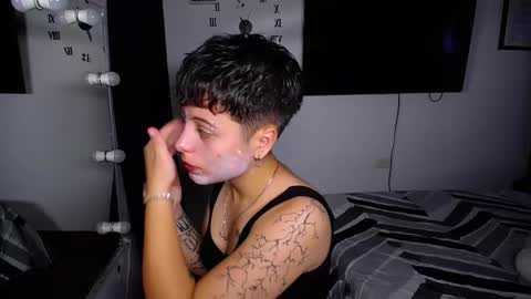 Snapshot of mackenziecameron chatting on 02-17-25, 06:26 MACKENZIE CAMERON online show from 02-17-25, 06:26