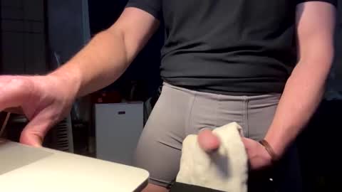 MacLowe online show from 01-13-26, 07:02