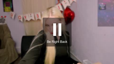 Snapshot of madam_ulis chatting on 02-19-26, 11:39 Ulis online show from 02-19-26, 11:39