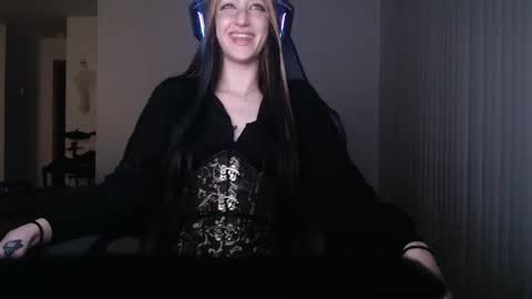 Madame Bubs online show from 05-29-26, 04:10