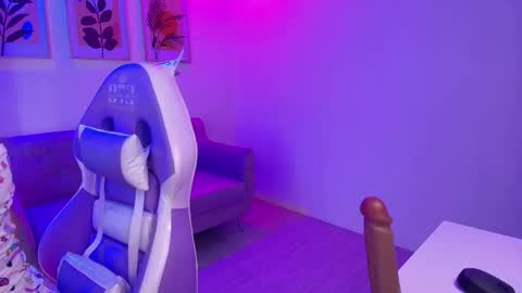 maddie_t18 online show from 03-05-26, 11:28