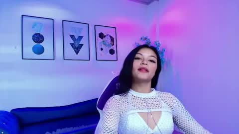 maddie_t18 online show from 04-10-26, 11:37