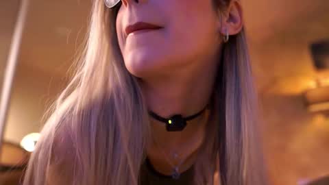 Snapshot of maddiebryggs chatting on 03-15-26, 10:10 Maddie online show from 03-15-26, 10:10