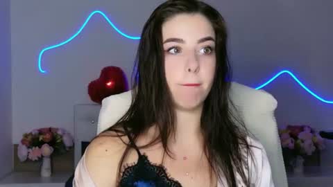 maddieperezz online show from 06-25-26, 08:46
