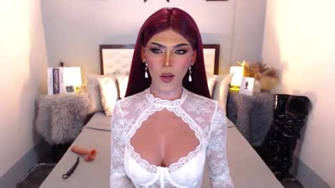 Snapshot of maddisonwil chatting on 12-20-24, 11:26 M A D D Y online show from 12-20-24, 11:26