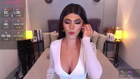 Snapshot of maddisonwil chatting on 03-09-25, 10:19 M A D D Y online show from 03-09-25, 10:19