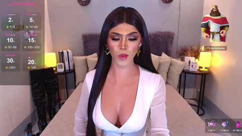 Snapshot of maddisonwil chatting on 03-10-25, 01:23 M A D D Y online show from 03-10-25, 01:23