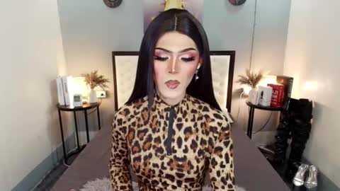 Snapshot of maddisonwil chatting on 09-28-25, 12:16 M A D D Y online show from 09-28-25, 12:16