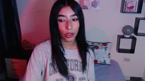 Snapshot of maddy_parker_ chatting on 02-05-25, 03:34 Maddy Parker online show from 02-05-25, 03:34