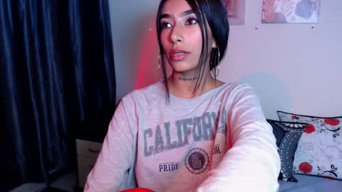 Snapshot of maddy_parker_ chatting on 02-05-25, 09:36 Maddy Parker online show from 02-05-25, 09:36