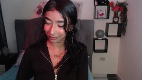 Snapshot of maddy_parker_ chatting on 02-26-25, 06:37 Maddy Parker online show from 02-26-25, 06:37