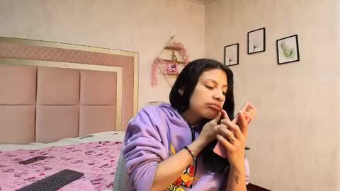 madhison_5 online show from 05-14-26, 12:12