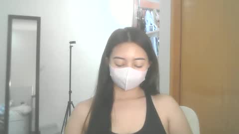 Snapshot of madi_perez chatting on 03-31-26, 01:44 Madi online show from 03-31-26, 01:44