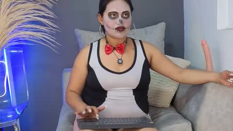 Madison online show from 10-10-25, 02:21