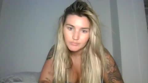 madisonlubbe2 online show from 07-10-26, 10:23