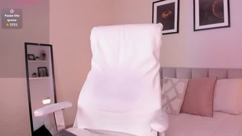 madisson_blue_ online show from 05-21-26, 02:35
