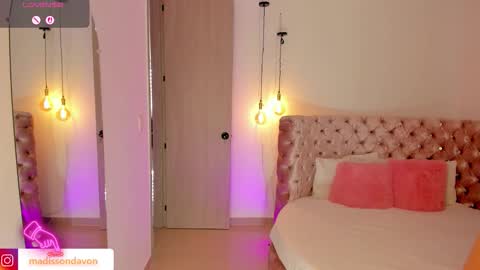 Madisson Davon online show from 01-18-26, 03:16